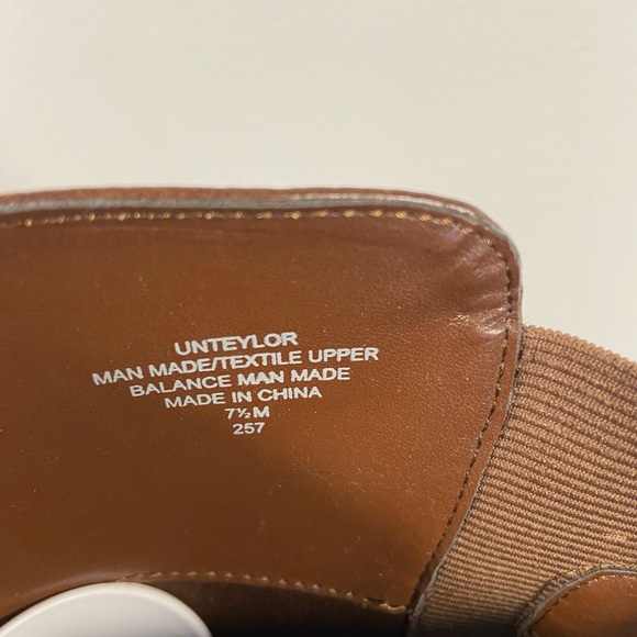 Super cute brown tall boots - Picture 2 of 4